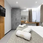 Victoria Interpark Hotel *