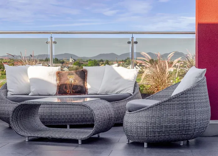 Victoria Interpark מלון *